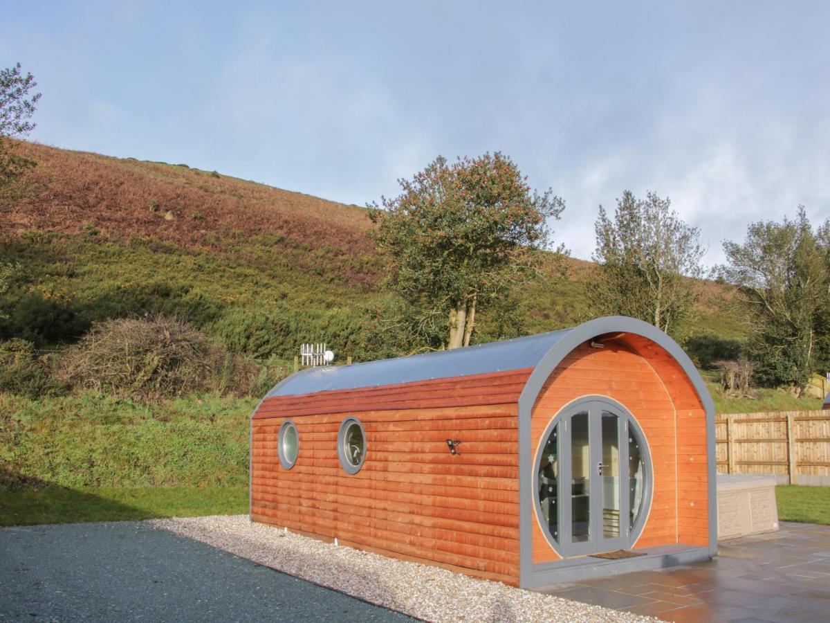 Stapeley Pod Villa Shrewsbury Exterior photo